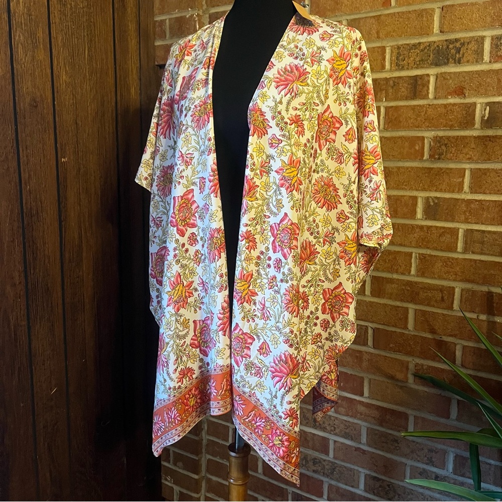 Steve Madden Women One Size Boho Floral Block Print Kimono Cover Up NWT Red